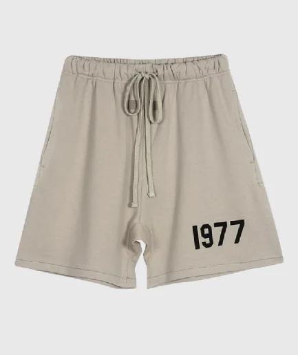 Fear of God Essentials 1977 Logo Shorts Beige
